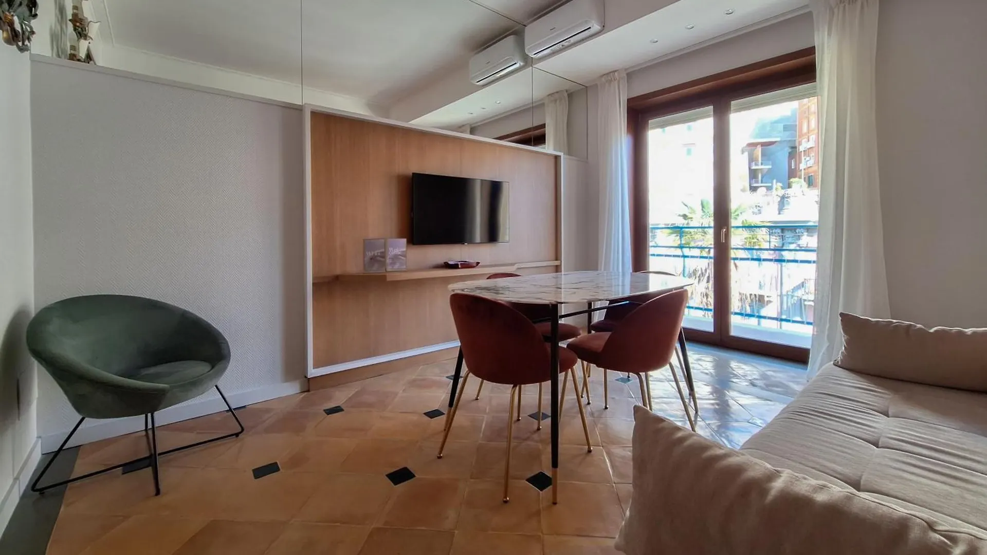 Butterfly Panoramic Apartment Naples